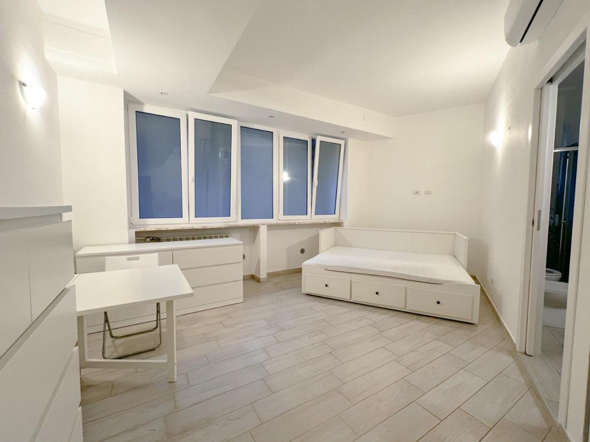 Confortable And Centrally Milan Flat Esterno foto